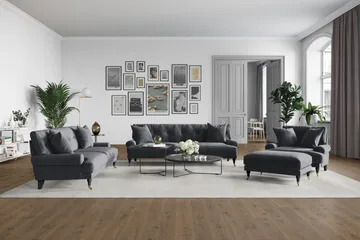 Andrew Sofagruppe 3-seter Sofa + Lenestol + Fotskammel i Fløyel - Mørk grå - Møbler - Sofaer - Sofagrupper - Howard sofagruppe
