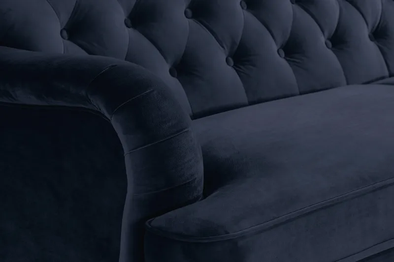 Howard Riviera Sofagruppe 3-seters + 2-seters Sofa + Lenestol + Fotskammel i Fløyel - Blå - Møbler - Sofaer - Sofagrupper - Howard sofagruppe