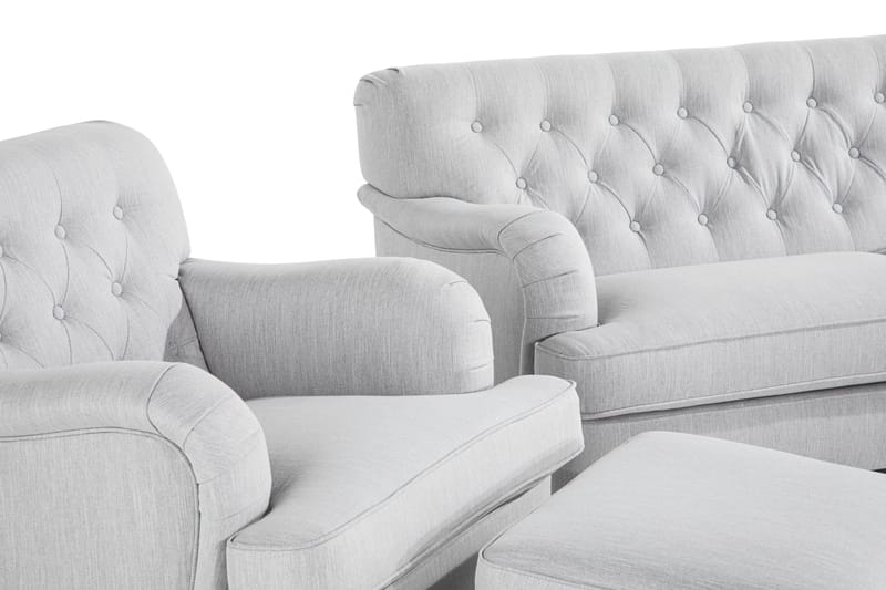 Howard Riviera Sofagruppe Bøyd 3-seter + 2-seter Sofa + Lenestol + Fotskammel i Stoff - Grå - Møbler - Sofaer - Sofagrupper - Howard sofagruppe