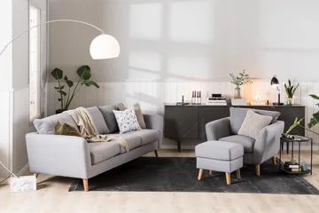 Trend Sofagruppe 3-seter + 2-seter Sofa + Lenestol + Fotskammel i Stoff - Lys grå - Møbler - Sofaer - Sofagrupper