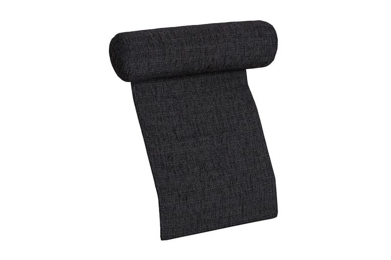 Ocean Nakkestøtte, Svart