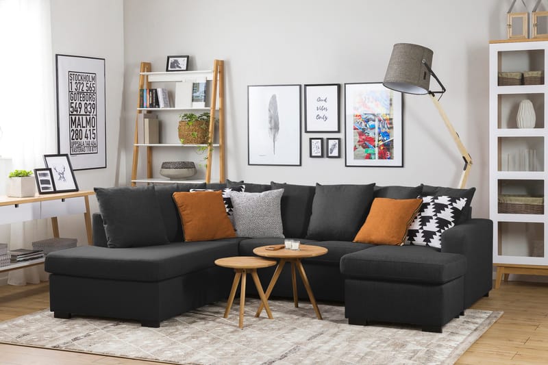 Crazy 4-seters Venstrevendt U-formet Small Sofa med Divan og Sjeselong i Stoff inkl. Pynteputer - Antrasitt - Møbler - Sofaer - U-sofa