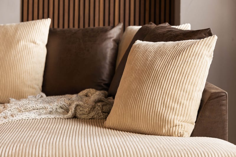 Cuba 5-seters Høyrevendt U-formet Sofa med Divan og Sjeselong i Manchester/Kunstlær inkl. Pynteputer - Brun / Beige - Møbler - Sofaer - U-sofa