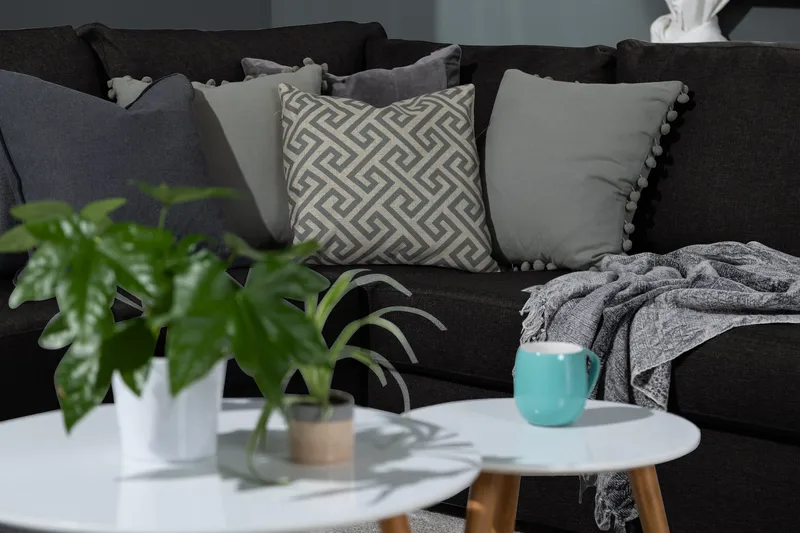 Ocean 4-seters Venstrevendt U-formet Sofa med Divan og Sjeselong i Stoff - Svart - Møbler - Sofaer - U-sofa