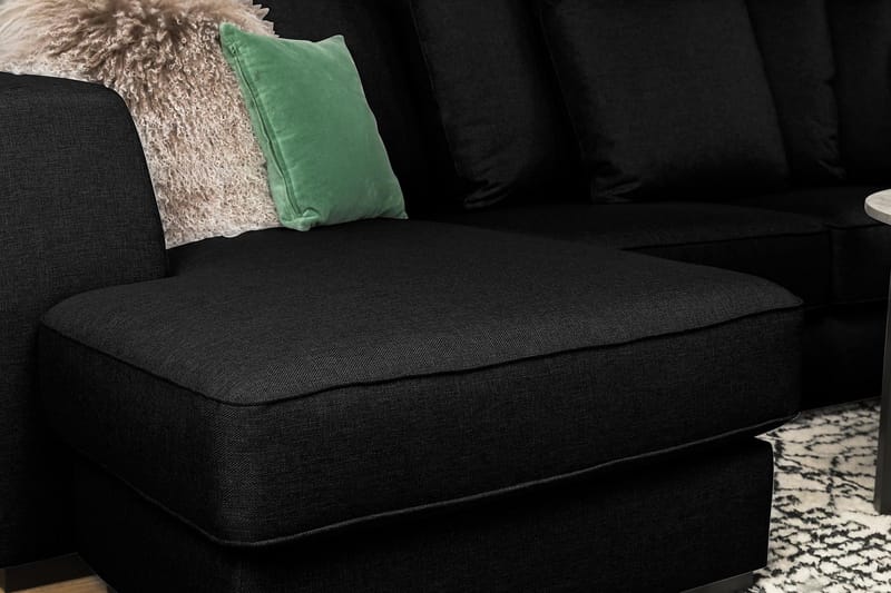 Optus 4-seters Høyrevendt U-formet Sofa med Divan og Sjeselong i Stoff inkl. Pynteputer - Svart - Møbler - Sofaer - U-sofa