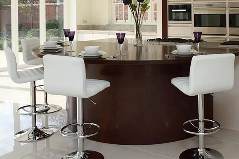 Aura Barstol - Hvit / Krom - Møbler - Stoler - Barstol