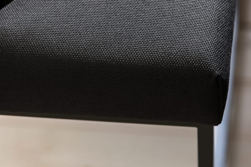 Ella Benk 120cm Dypheftet - Svart - Møbler - Stoler - Benk