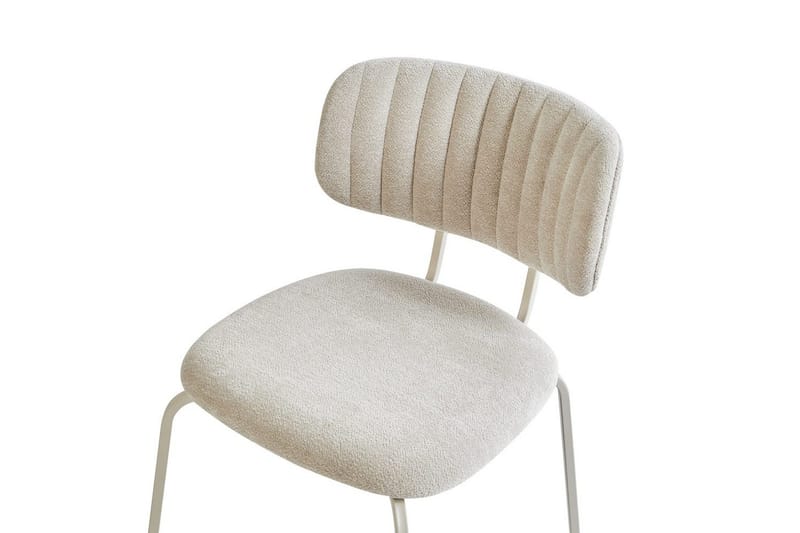 Irins Spisestol i Stoff med Metallben - Beige - Møbler - Stoler - Spisestuestoler & kjøkkenstoler