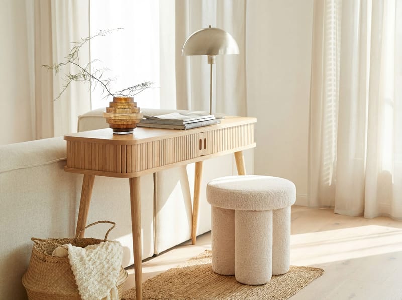 Ölvik rund sittepuff 40 cm i teddystoff - lys krem - Møbler - Stoler - Krakk - Puff