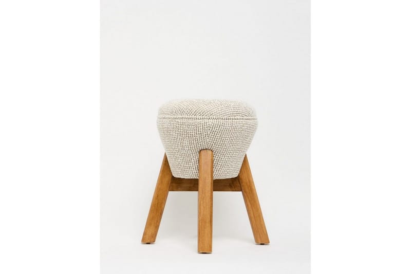 Brenric Howard fotpall 38 cm - Krem/Valnøtt - Møbler - Stoler - Krakk - Fotskammel