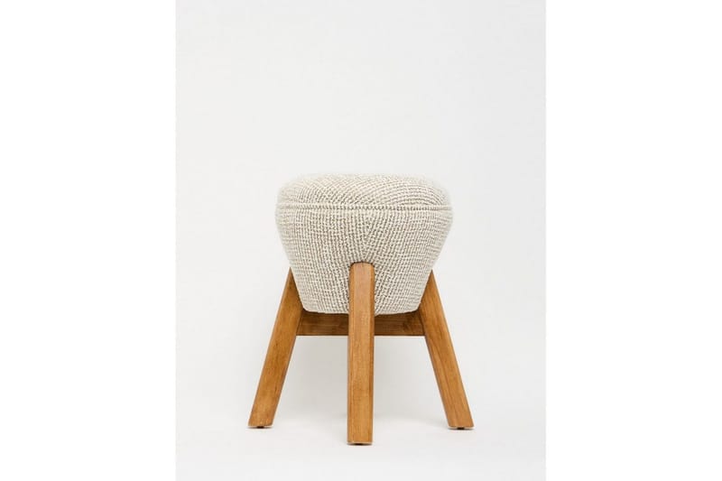 Brenric Howard fotpall 38 cm - Krem/Valnøtt - Møbler - Stoler - Krakk - Fotskammel