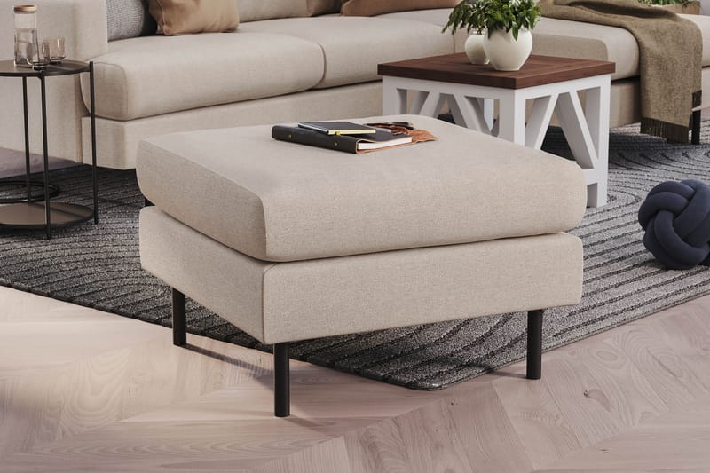 Menard Compact Fotskammel 68 cm - Beige - Møbler - Stoler - Krakk - Fotskammel