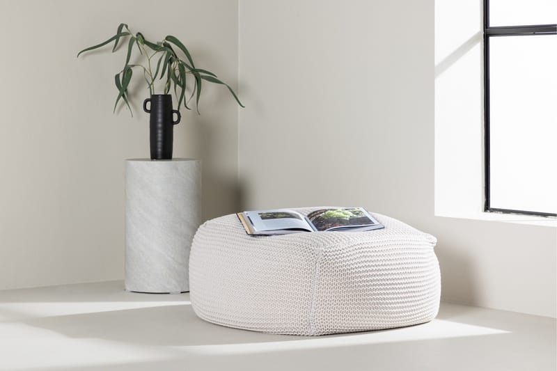 Luca Sittepuff - Cream - Møbler - Stoler - Krakk - Puff