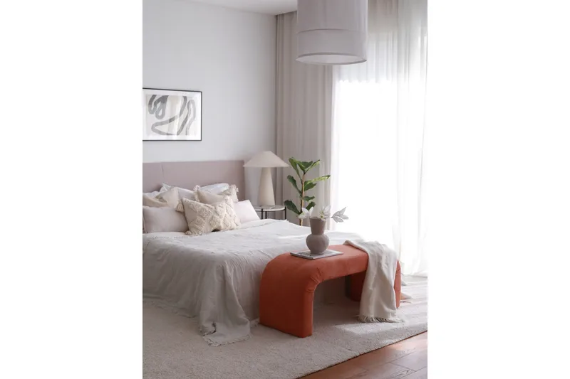 Manav Sittepuff 106 cm - Koral - Møbler - Stoler - Krakk - Puff