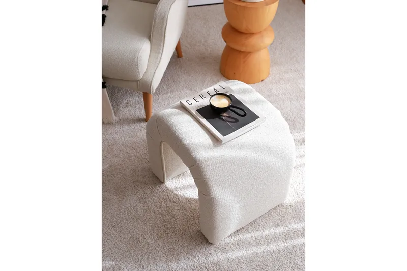 Narayran Sittepuff 51 cm - Cream - Møbler - Stoler - Krakk - Puff