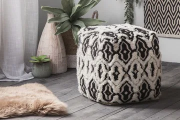 Orai Puff 45 cm - Svart - Møbler - Stoler - Krakk - Puff