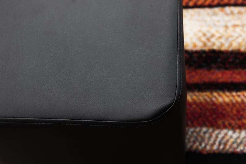 Square Puff Lær - Svart - Møbler - Stoler - Krakk - Puff