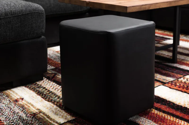 Square Puff Lær - Svart - Møbler - Stoler - Krakk - Puff