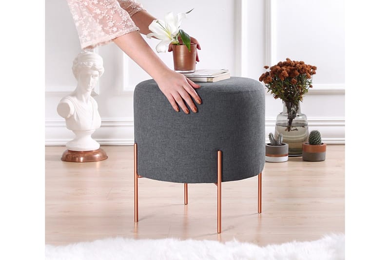 Yellowknife Sittepuff 40 cm - Mørkegrå - Møbler - Stoler - Krakk - Puff