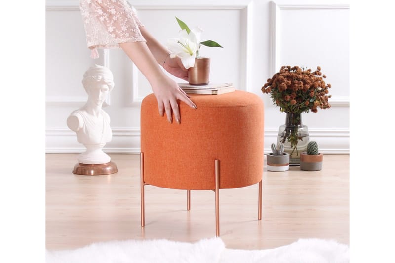Yellowknife Sittepuff 40 cm - Oransje - Møbler - Stoler - Krakk - Puff