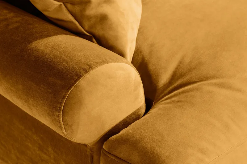 Andrew Loveseat Fløyel - Amber/Messing - Møbler - Stoler - Lenestoler - Fløyelslenestol