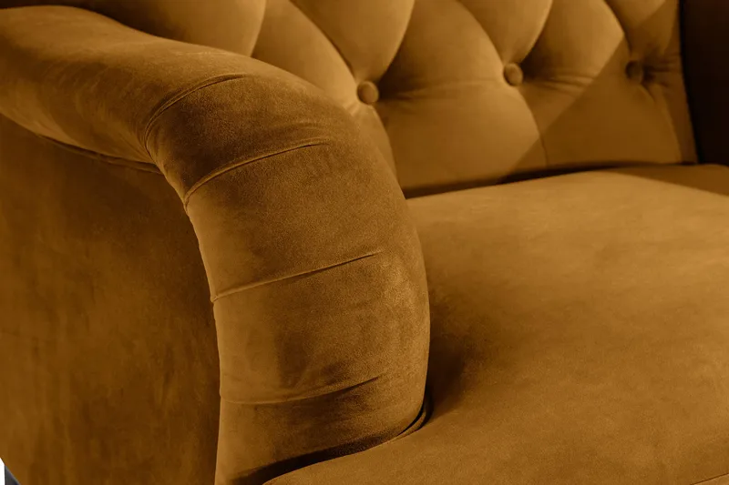 Howard Riviera Fløyelslenestol - Amber - Møbler - Stoler - Lenestoler - Howard lenestol