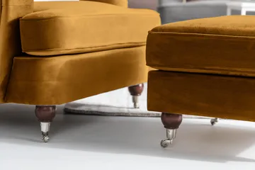 Howard Riviera Lenestol med Fotskammel - Amber - Møbler - Stoler - Lenestoler - Howard lenestol