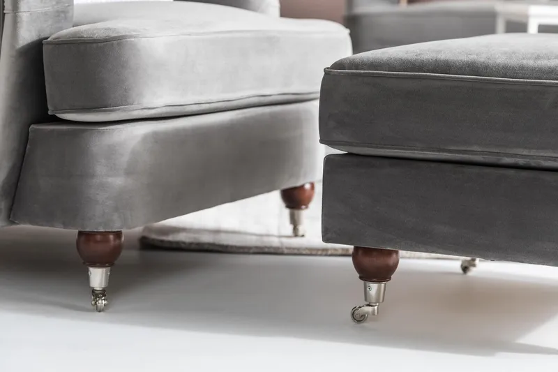 Howard Riviera Lenestol med Fotskammel - Sølvgrå - Møbler - Stoler - Lenestoler - Howard lenestol