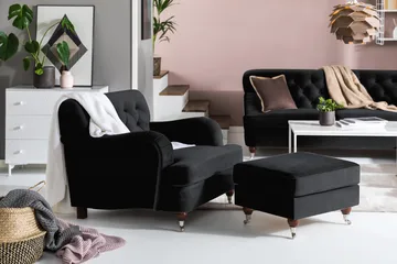 Howard Riviera Lenestol med Fotskammel - Svart - Møbler - Stoler - Lenestoler - Howard lenestol