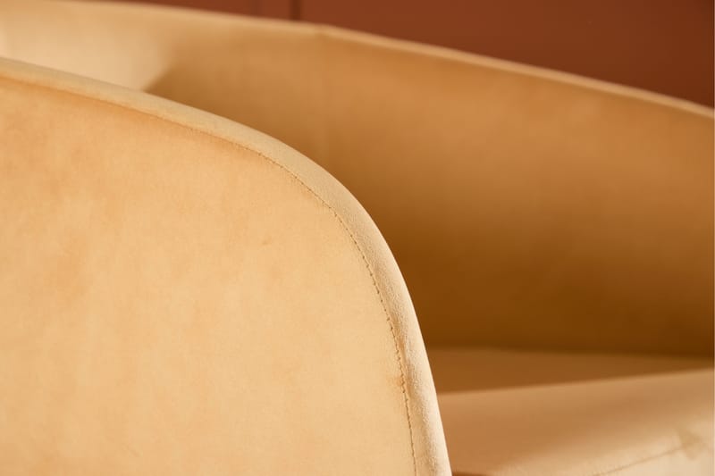 Lenestol Fluffy - Gul - Møbler - Stoler - Lenestoler - Klubblenestol