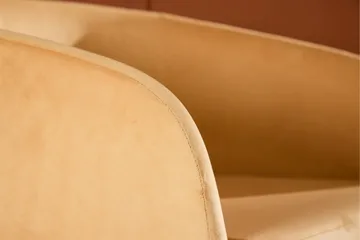 Lenestol Fluffy - Gul - Møbler - Stoler - Lenestoler - Klubblenestol