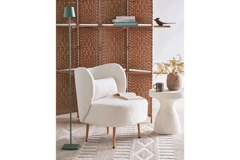 Lenestol Otsby II Hvit/lyst tre - Hvit/lyst tre - Møbler - Stoler - Lenestoler - Lenestol uten armlene