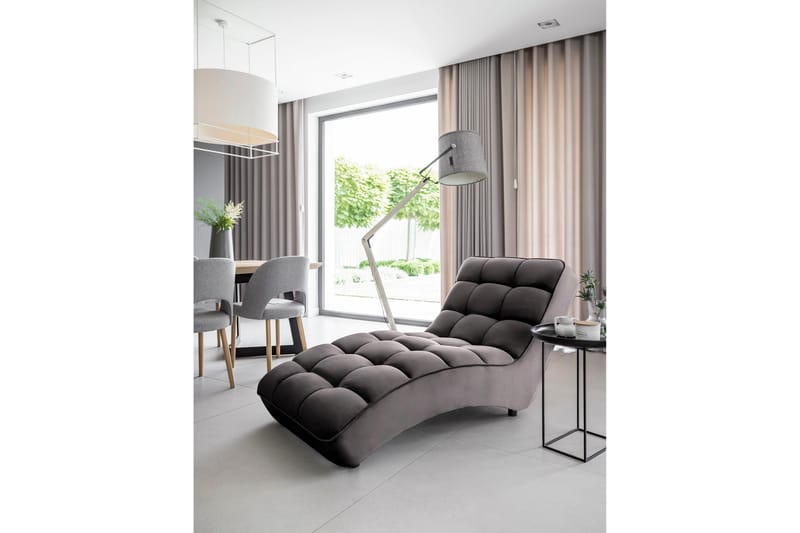 Mariya Sjeselonglenestol, Brun