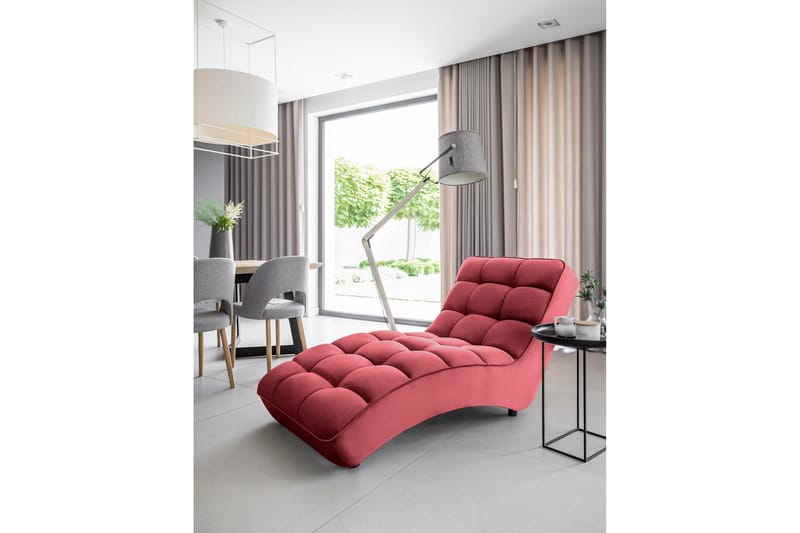 Mariya Sjeselonglenestol, Rød