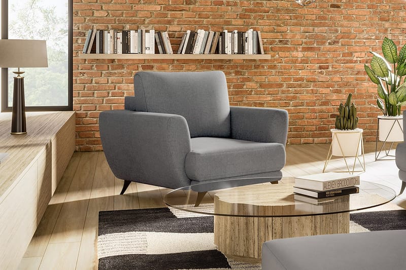 Megis Lenestol, Grå