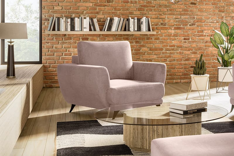 Megis Lenestol, Lyserosa