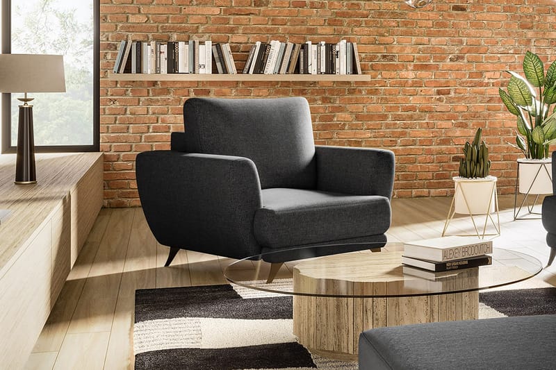 Megis Lenestol, Svart