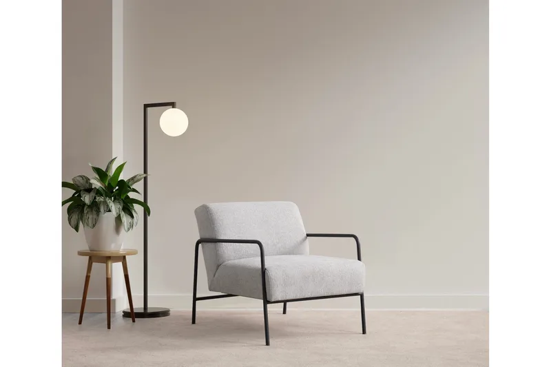 Nagma Lenestol, Grå