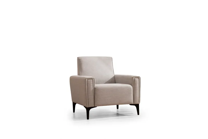 Naoko Lenestol, Beige