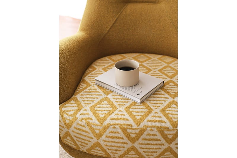 Parven Lenestol - Gul - Møbler - Stoler - Lenestoler