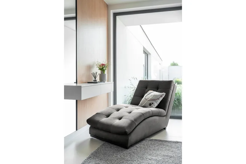 Manwi Sjeselonglenestol, Brun