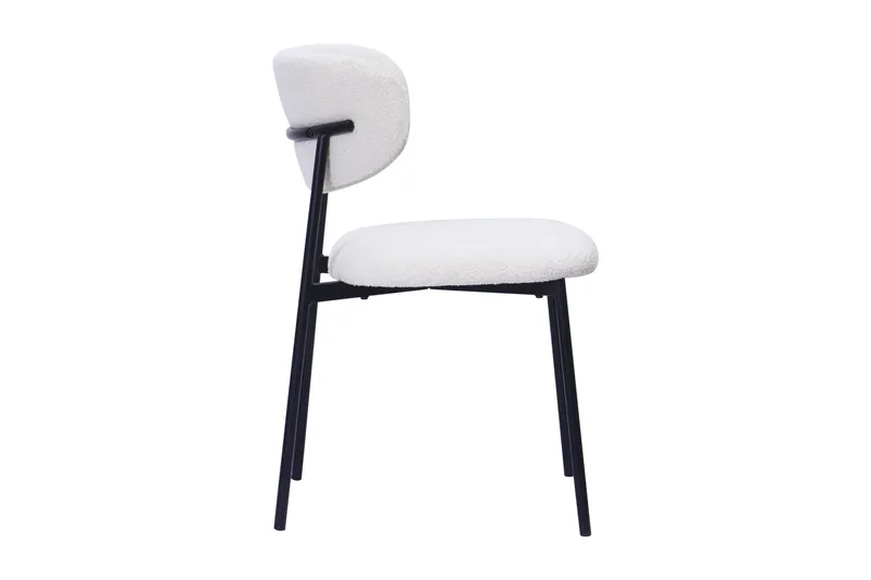 Lucy Spisestol - Hvit bouclé / Metallben svart - Møbler - Stoler - Spisestuestoler & kjøkkenstoler