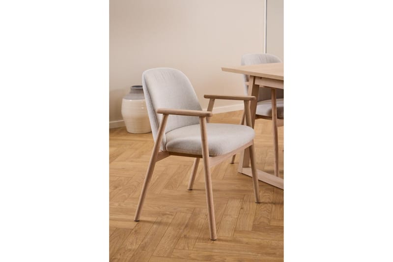 Reciclar Spisestol i bouclé med armlener i eik - Beige - Møbler - Stoler - Spisestuestoler & kjøkkenstoler