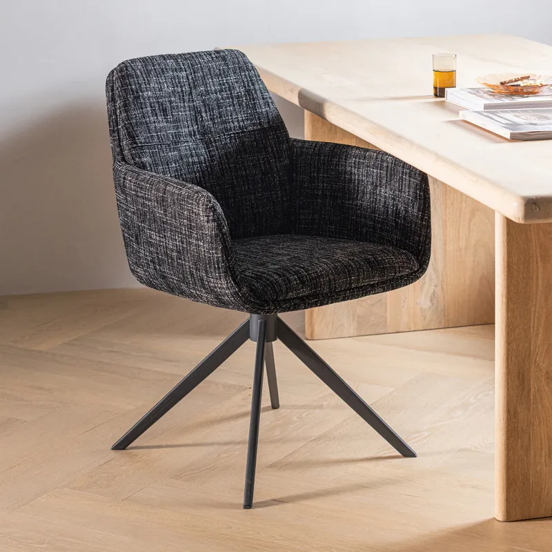 Spisestol Grant med snurrefunksjon - Svart - Møbler - Stoler - Karmstol