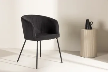 Berit Armlene Stol - Svart - Møbler - Stoler - Spisestuestoler & kjøkkenstoler