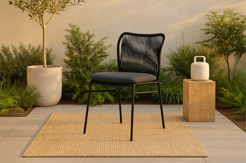 Julian Matstol Stapelbar - Svart - Møbler - Stoler - Spisestuestoler & kjøkkenstoler