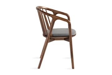 Noira Spisestol med Armlener - Valnøtt / Brun - Møbler - Stoler - Spisestuestoler & kjøkkenstoler