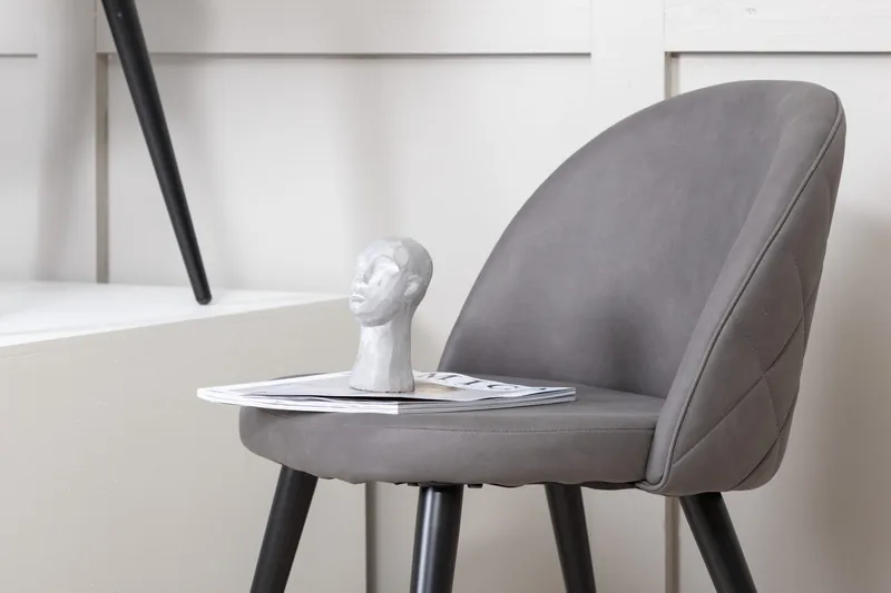 Velvet Stitches Spisestol - Grå/Sort - Møbler - Stoler - Spisestuestoler & kjøkkenstoler