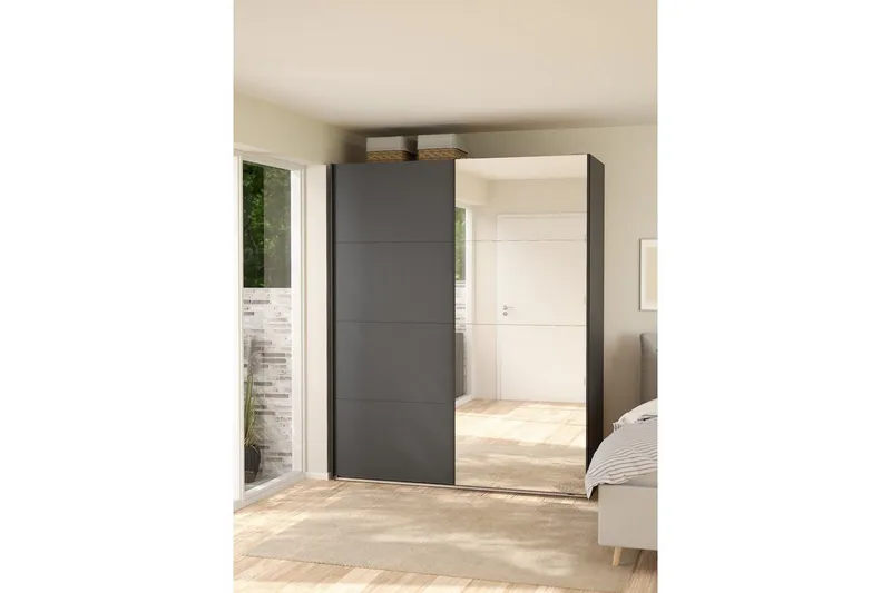 Elvos Garderobe med Speil 179x220 cm - Svart - Oppbevaring - Garderober & garderobesystem