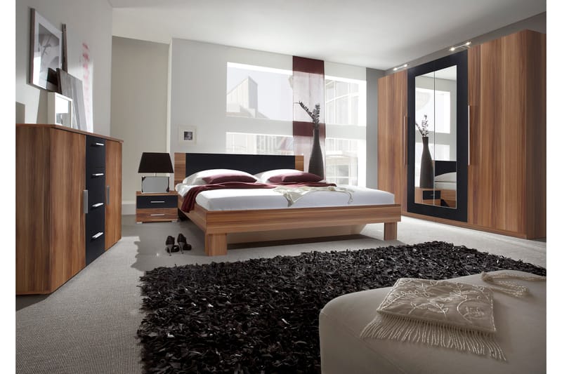 Elaneh Garderobe - Tre | Svart - Oppbevaring - Garderober & garderobesystem